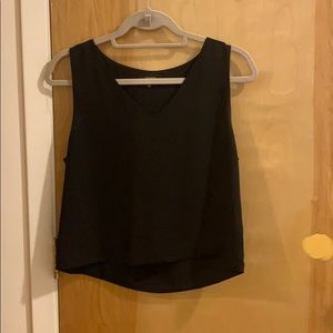 Aritzia Cropped Silky Vneck